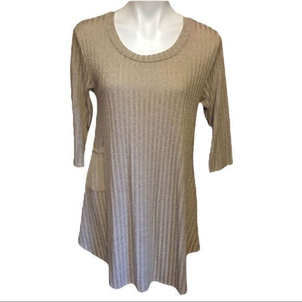 4/$25 La Ropas USA Tan 3/4 Length Sleeve‎ Tunic Shirt